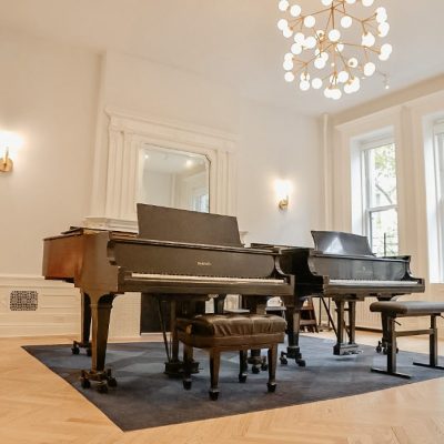 Pianos